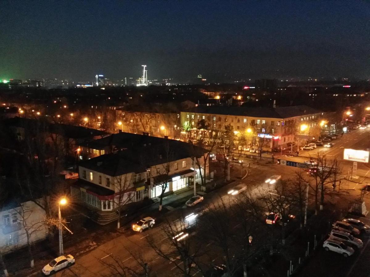 "Картина Горных Вершин" Квартира- "Mountain View" Apartment Almaty Bagian luar foto