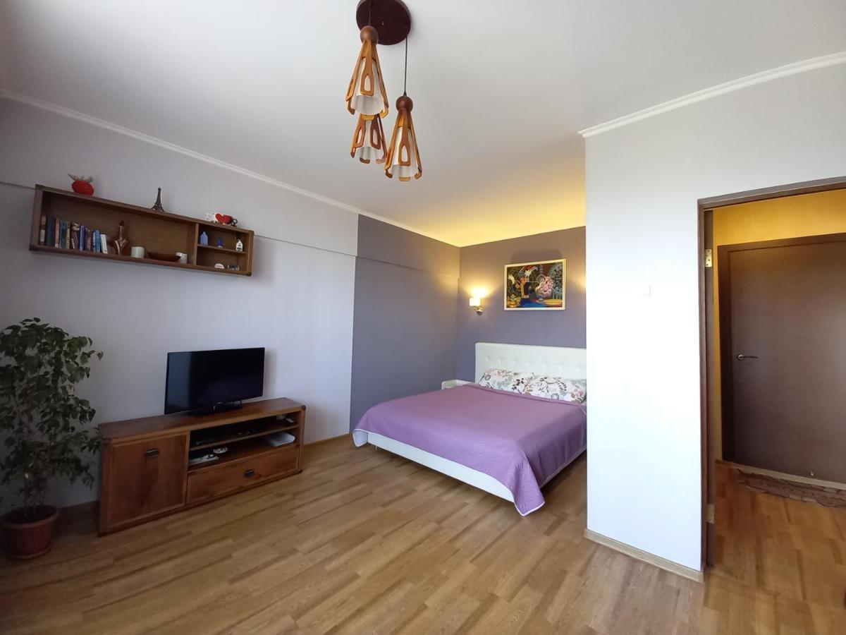 "Картина Горных Вершин" Квартира- "Mountain View" Apartment Almaty Bagian luar foto
