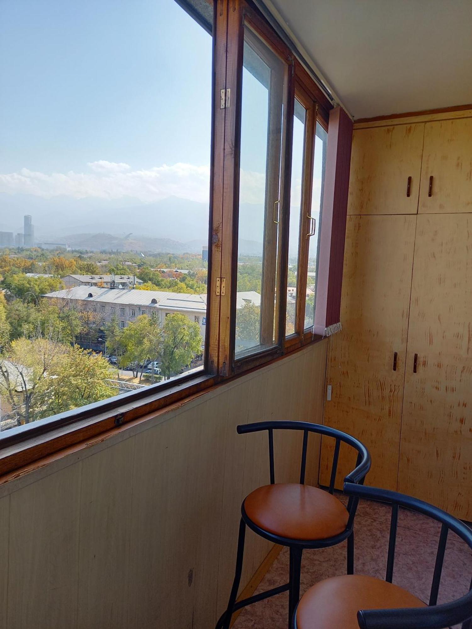"Картина Горных Вершин" Квартира- "Mountain View" Apartment Almaty Bagian luar foto