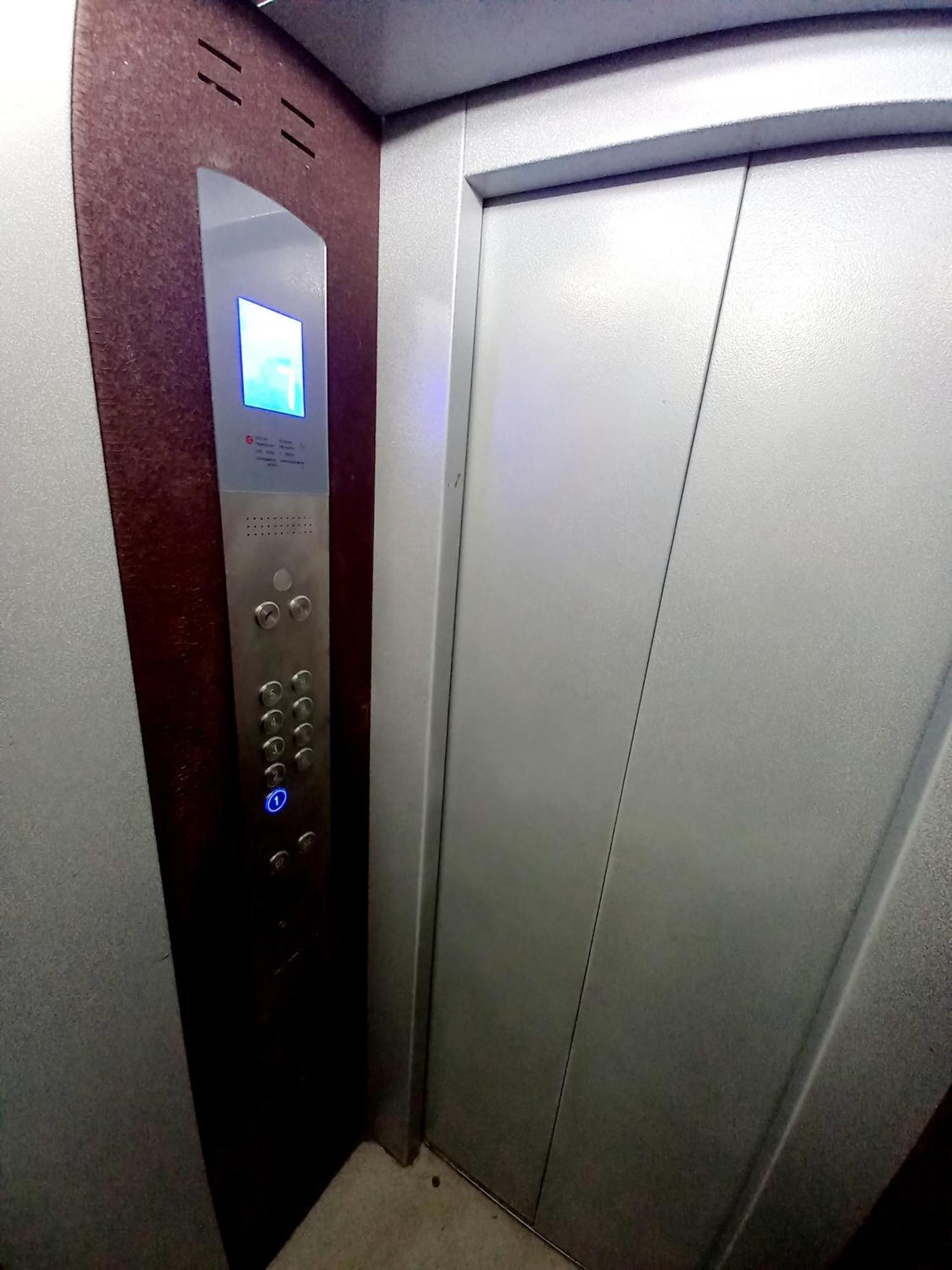 "Картина Горных Вершин" Квартира- "Mountain View" Apartment Almaty Bagian luar foto